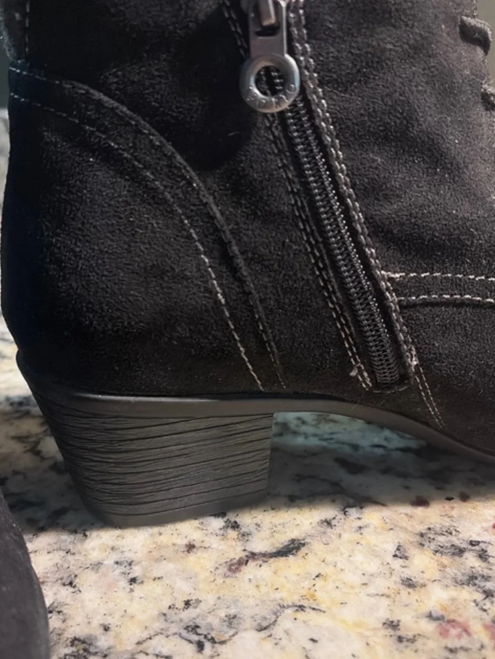 SPORTO♦️SIDE-ZIP ANKLE BOOTIE